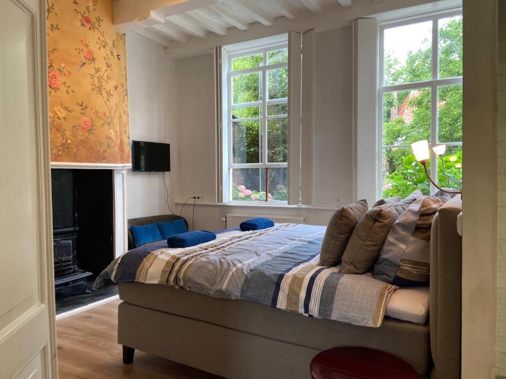 Tuinkamer In Monumentaal Pand Veere Esterno foto